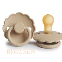 Laden Sie das Bild in den Galerie-Viewer, Nuggi Daisy Croissant🇩🇰