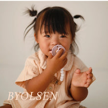 Laden Sie das Bild in den Galerie-Viewer, Nuggi Daisy Croissant🇩🇰