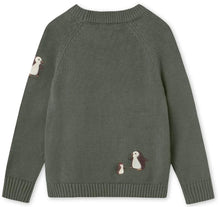 Laden Sie das Bild in den Galerie-Viewer, Strickpullover , Grün/ Pinguin Fliink🇩🇰