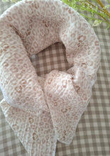 Laden Sie das Bild in den Galerie-Viewer, Nuschi  Byolsen 🇩🇰